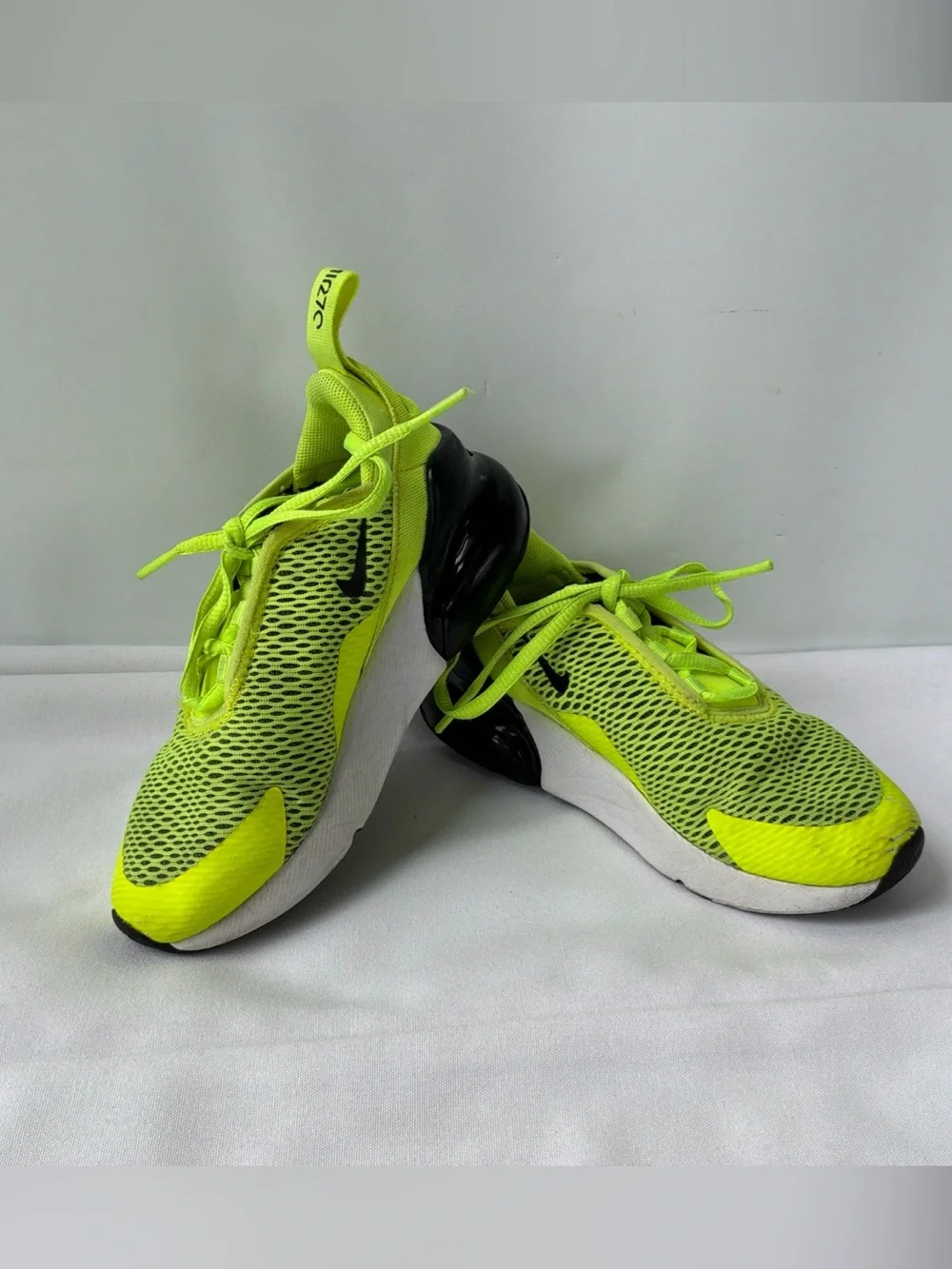 Nike Air Max 270 Neon Green Mesh Athletic Sneakers Unisex Kids 11C